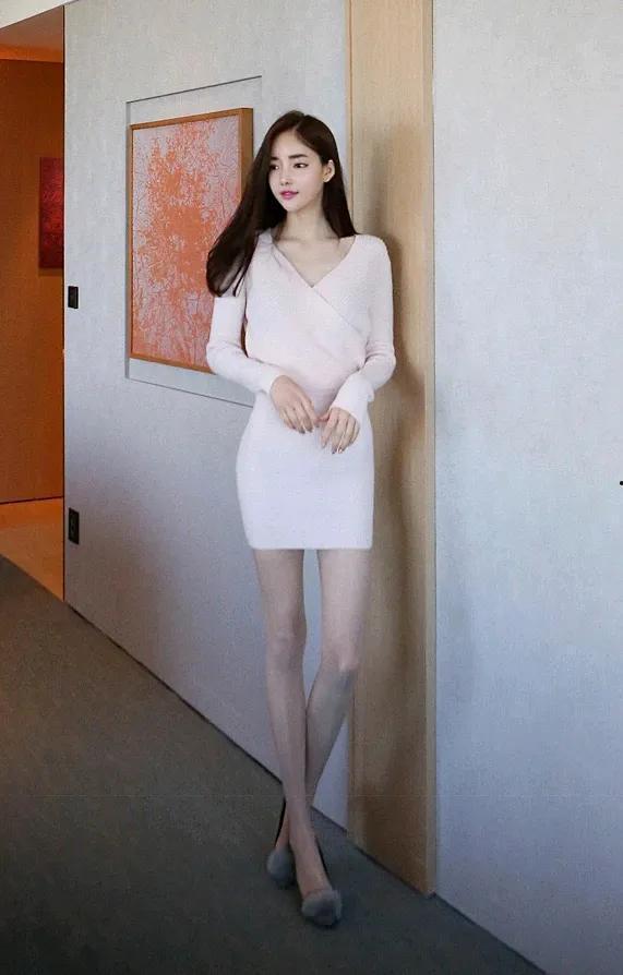 美女美腿视频,一睹芳华风采